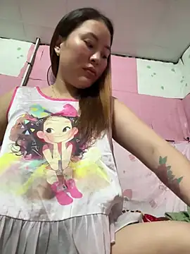 Snapshot of Lina-Naughty chatting on April 2026 05:51:02 AM Lina-Naughty online show from April 2026 05:51:02 AM