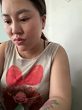 Snapshot of Lina-Naughty chatting on May 2026 08:52:02 AM Lina-Naughty online show from May 2026 08:52:02 AM