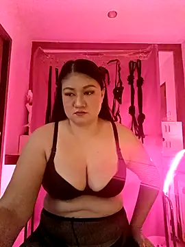 dominalisa online show from April 2026 10:41:02 AM