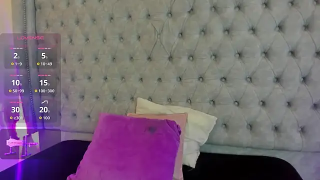 Snapshot of Gyal_Smith chatting on June 2026 03:44:01 AM Gyal Smith online show from June 2026 03:44:01 AM