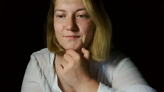 TinaKittyX online show from May 2026 09:56:02 PM