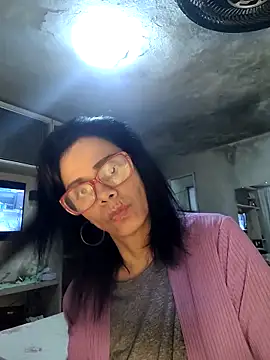 Snapshot of Cristotoza chatting on June 2026 03:51:02 AM Cristotoza online show from June 2026 03:51:02 AM