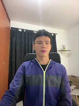 Snapshot of sebascuterouss chatting on May 2026 12:11:02 PM sebascuterouss online show from May 2026 12:11:02 PM