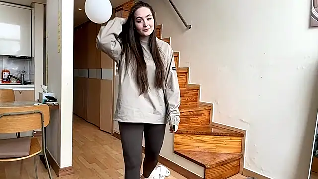 Marry Stritteded online show from April 2026 02:31:01 AM