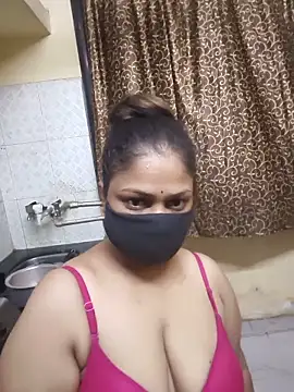 Snapshot of SluttySonam chatting on June 2026 06:15:02 AM SluttySonam online show from June 2026 06:15:02 AM