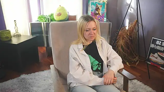 OliviaCaffery online show from April 2026 04:43:02 AM