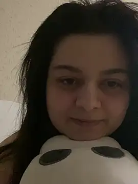 Ninel Croft online show from April 2026 05:17:01 PM