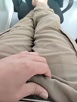 Snapshot of samosa7678 chatting on April 2026 04:12:01 PM samosa7678 online show from April 2026 04:12:01 PM