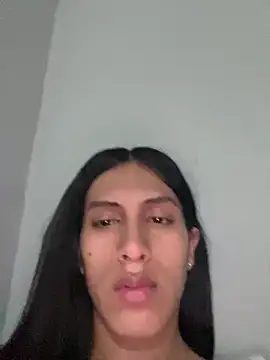 Snapshot of luna_duque chatting on June 2026 03:43:01 PM luna duque online show from June 2026 03:43:01 PM