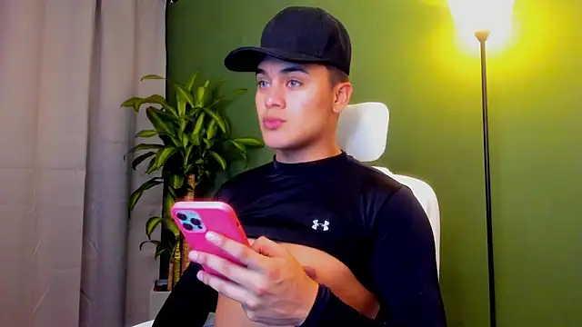 danny smith24 online show from April 2026 03:45:01 AM