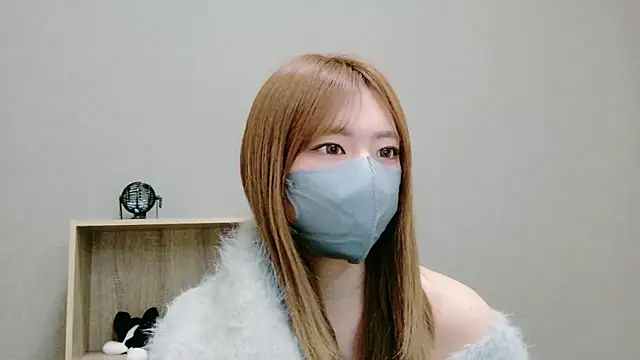 YUA 0425 online show from April 2026 08:35:01 AM