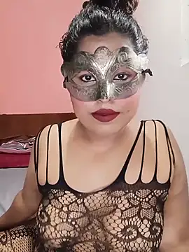 Snapshot of Maskedcurves chatting on June 2026 09:04:02 AM Maskedcurves online show from June 2026 09:04:02 AM