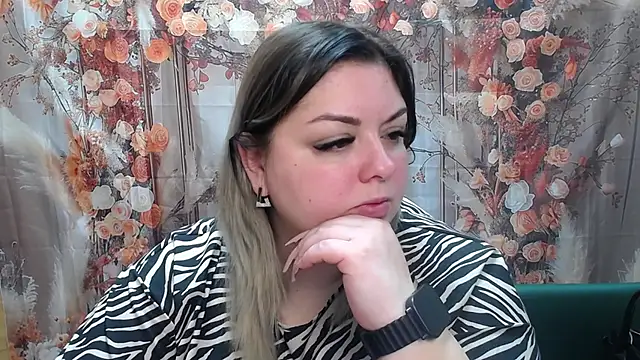 Snapshot of AdelinaMaster chatting on May 2026 04:56:02 PM AdelinaMaster online show from May 2026 04:56:02 PM