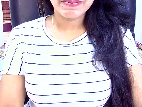 Noor Zarin online show from May 2026 06:36:02 PM