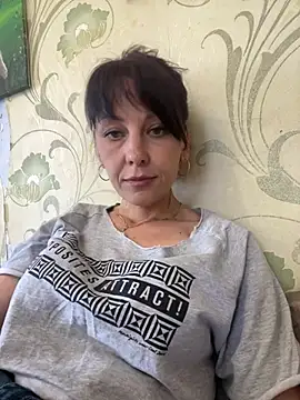 Snapshot of Bella_heart chatting on April 2026 10:27:01 AM Bella heart online show from April 2026 10:27:01 AM