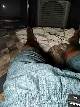 Snapshot of smalldick691333 chatting on April 2026 06:19:02 PM smalldick691333 online show from April 2026 06:19:02 PM