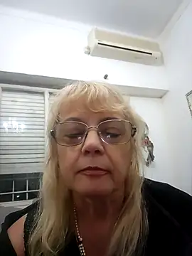 MatureElegantWidow online show from April 2026 10:14:02 PM