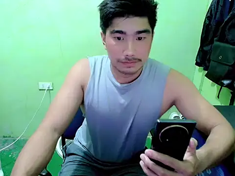 Hunkfireman online show from April 2026 01:52:02 PM