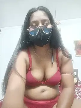 SWEETI HORNY50 online show from May 2026 10:29:01 PM