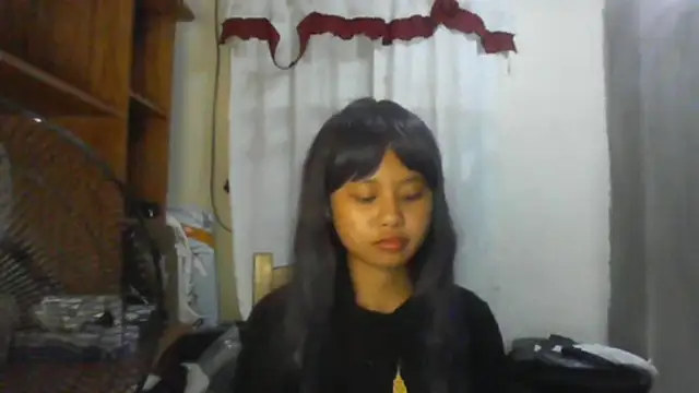 Snapshot of BethelScholnick chatting on April 2026 11:37:01 AM BethelScholnick online show from April 2026 11:37:01 AM