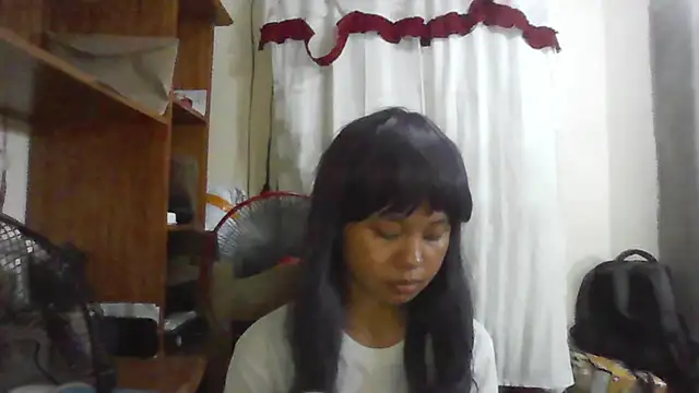 Snapshot of BethelScholnick chatting on April 2026 12:29:02 PM BethelScholnick online show from April 2026 12:29:02 PM