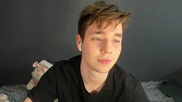 Snapshot of zeriax chatting on April 2026 03:26:01 AM zeriax online show from April 2026 03:26:01 AM