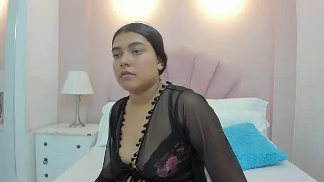 Amber-Rousee online show from April 2026 02:47:02 PM