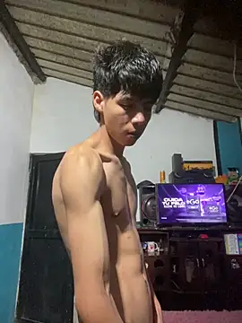Snapshot of Nando-111 chatting on April 2026 04:17:02 AM Nando-111 online show from April 2026 04:17:02 AM