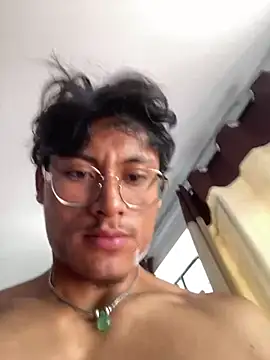 Snapshot of cachero0224 chatting on April 2026 02:44:01 PM cachero0224 online show from April 2026 02:44:01 PM