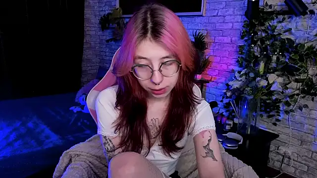 Alice Nyx online show from June 2026 08:41:02 PM