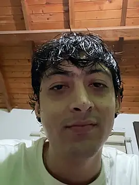 Snapshot of Tayler1822 chatting on April 2026 01:04:01 AM Tayler1822 online show from April 2026 01:04:01 AM