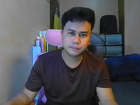 Snapshot of tipsy_butter chatting on May 2026 04:13:01 PM tipsy butter online show from May 2026 04:13:01 PM