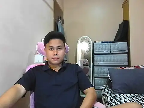 Snapshot of tipsy_butter chatting on May 2026 03:52:02 PM tipsy butter online show from May 2026 03:52:02 PM