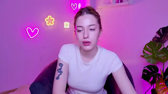AmeliaCarterr online show from April 2026 02:42:01 AM