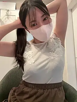 Snapshot of hiyori_hiyochan chatting on July 2026 06:44:02 AM hiyori hiyochan online show from July 2026 06:44:02 AM