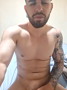 Snapshot of leoxxxgato chatting on April 2026 04:46:01 AM leoxxxgato online show from April 2026 04:46:01 AM