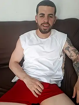 Snapshot of leoxxxgato chatting on April 2026 04:51:01 PM leoxxxgato online show from April 2026 04:51:01 PM