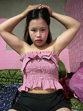 Hini cute online show from April 2026 06:29:01 AM