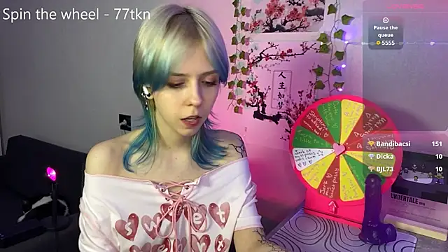 Snapshot of LunaBless chatting on June 2026 09:16:02 PM LunaBless online show from June 2026 09:16:02 PM