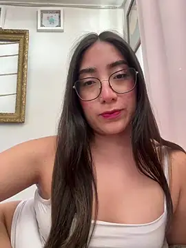 Snapshot of vampiralatina chatting on May 2026 07:11:02 PM vampiralatina online show from May 2026 07:11:02 PM