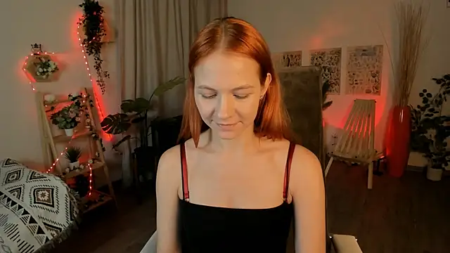 Snapshot of LisaAris chatting on July 2026 07:07:01 PM LisaAris online show from July 2026 07:07:01 PM