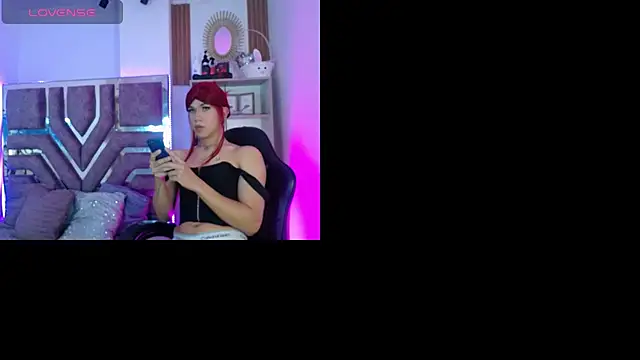 Eva  Walker online show from April 2026 08:31:01 PM