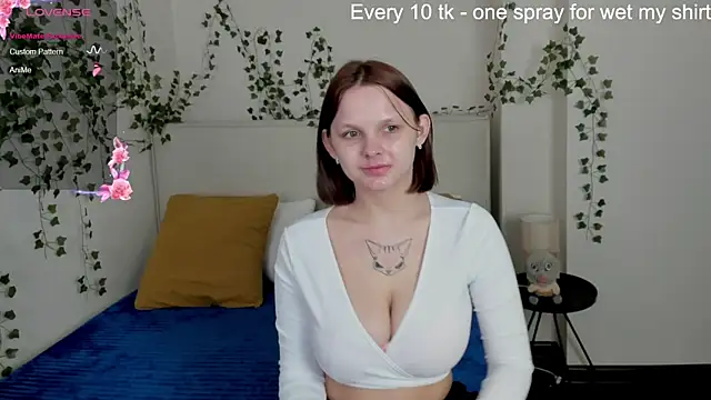 Snapshot of Charlotte_Stee chatting on April 2026 02:25:02 AM Charlotte Stee online show from April 2026 02:25:02 AM