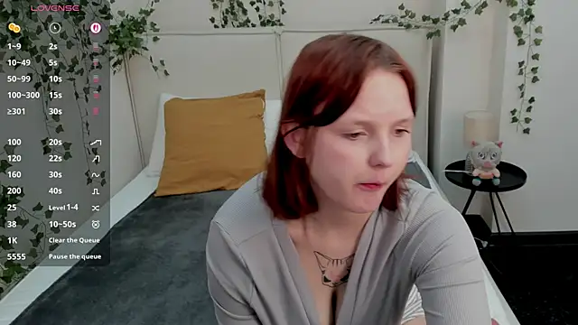 Snapshot of Charlotte_Stee chatting on May 2026 02:17:01 AM Charlotte Stee online show from May 2026 02:17:01 AM