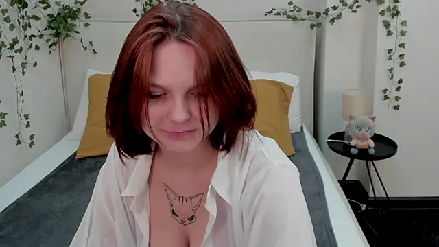 Snapshot of Charlotte_Stee chatting on May 2026 02:06:02 AM Charlotte Stee online show from May 2026 02:06:02 AM