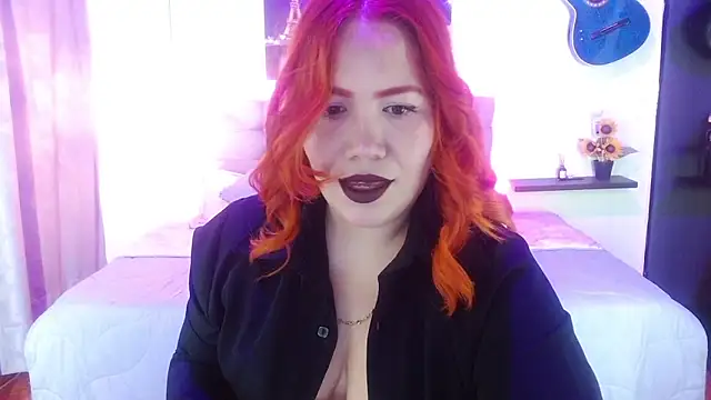Snapshot of Srta_saraa chatting on June 2026 03:00:02 AM Srta saraa online show from June 2026 03:00:02 AM