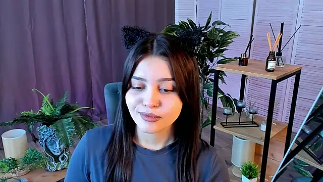 MarianneAuvil online show from April 2026 04:17:02 AM