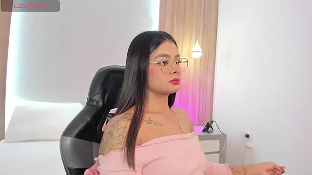 Snapshot of dulce_glow_ chatting on July 2026 09:39:02 PM dulce glow online show from July 2026 09:39:02 PM