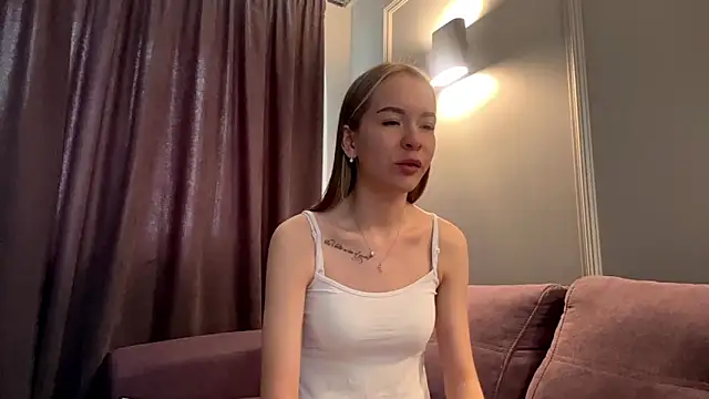 Snapshot of Nestymi chatting on April 2026 07:09:01 AM Nestymi online show from April 2026 07:09:01 AM