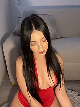 Snapshot of Magiee_Thompson chatting on May 2026 01:29:01 PM Magiee Thompson online show from May 2026 01:29:01 PM